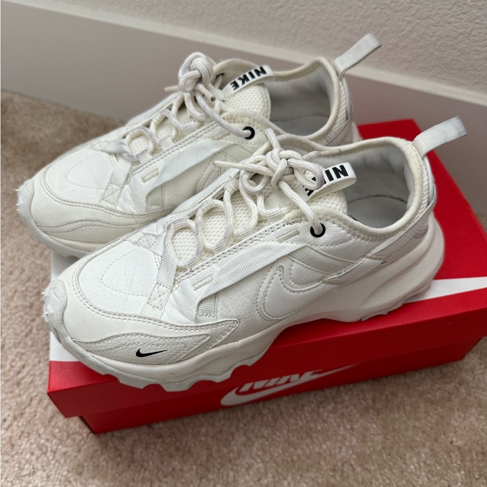 Nike TC 7900, White, Women’s 7
